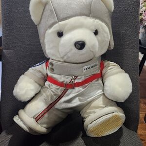 Dayton Hudson Santa bear
2001 Mission Planet Christmas
Non Smoking House